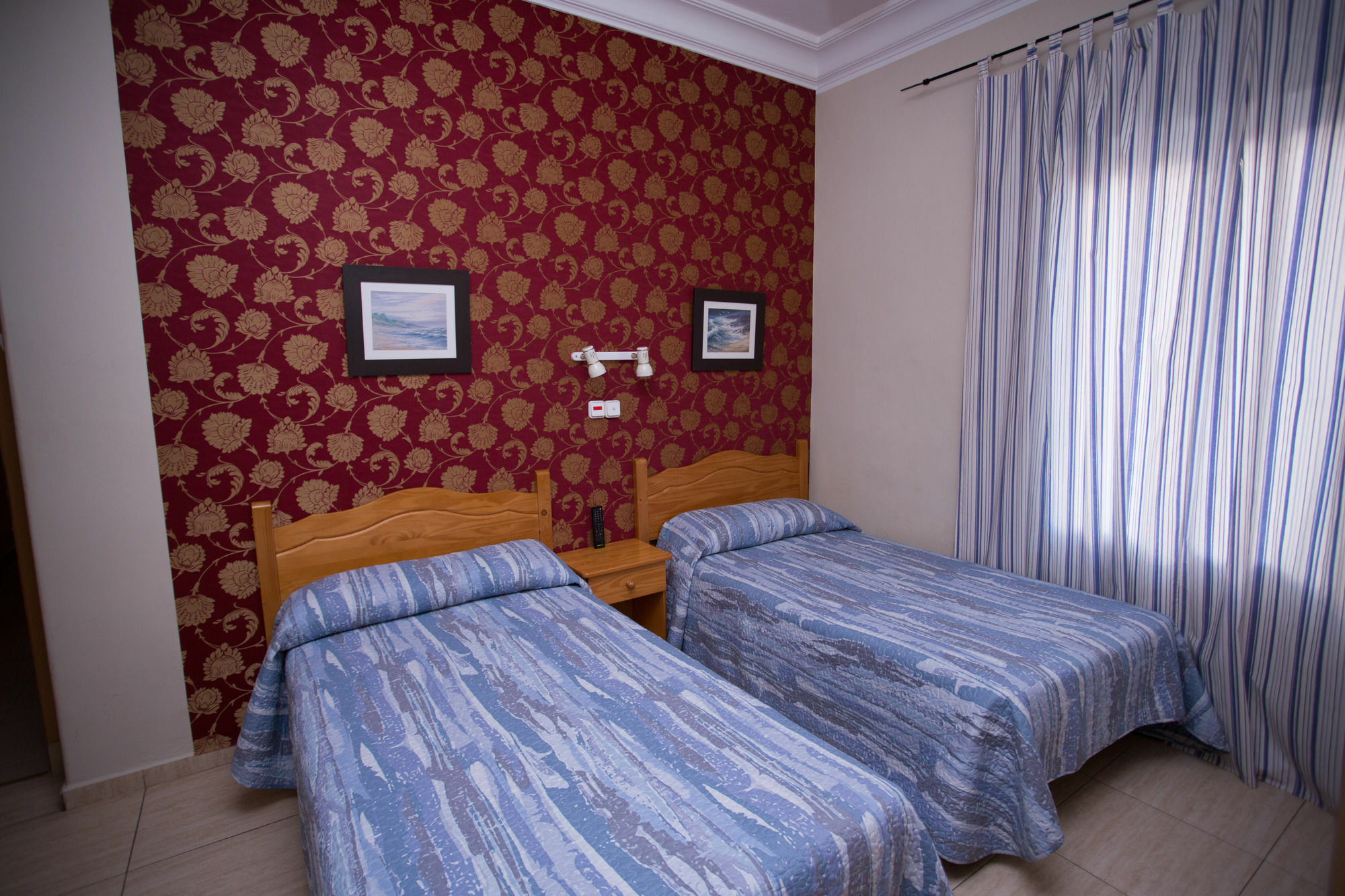 Hostal Navarra Сарагоса Экстерьер фото